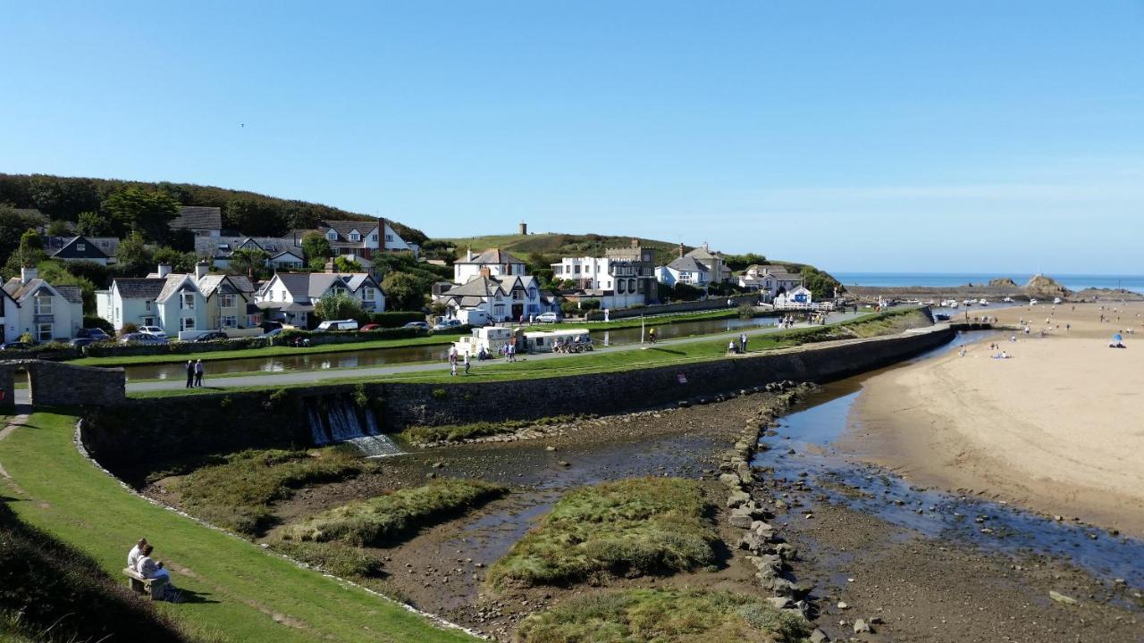 Stones Throw Studio Apartment Bude Cornwall Exteriör bild