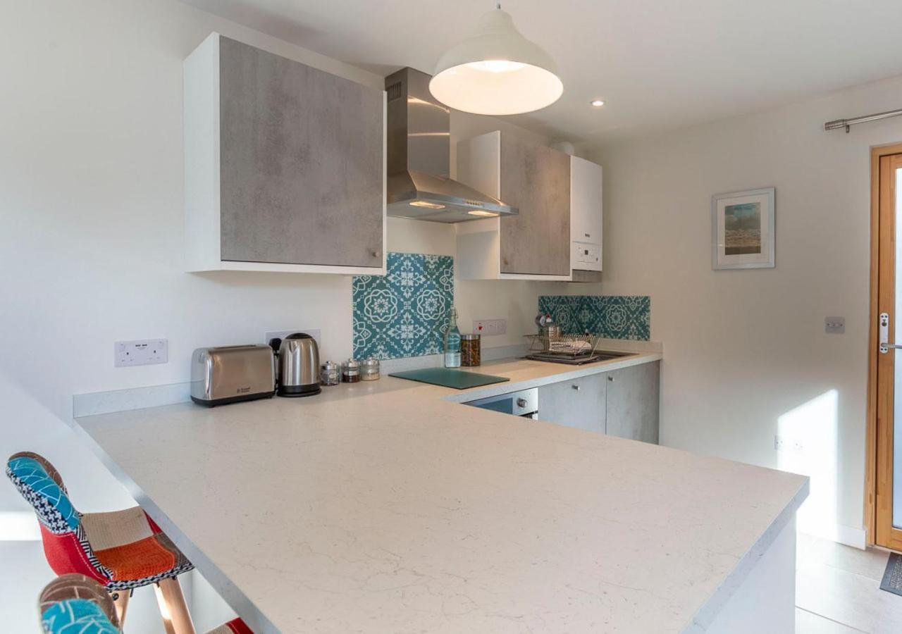Stones Throw Studio Apartment Bude Cornwall Exteriör bild